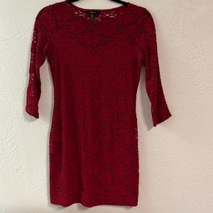 Beautiful mini dress that is bodycon style!